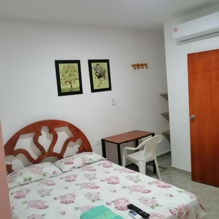 Habitaciones y apartamento fania - Habitación Doble con baño privado - 5
