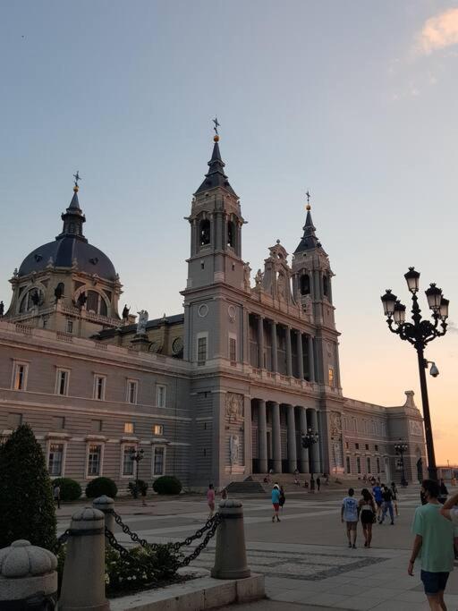 #Madrid Centro. 3D. Gran Via. Callao.Puerta del Sol - Three-Bedroom Apartment - 9
