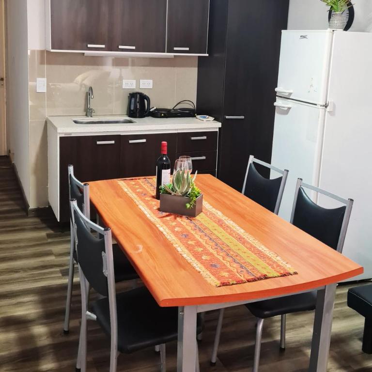 Departamento monoambiente, a metros de Peatonal Sarmiento - Apartamento de 1 dormitorio - 5