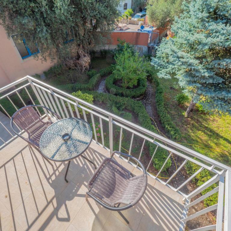 Tomy Garden House - Dvokrevetna Soba sa Zasebnim Krevetima i Balkonom - 8