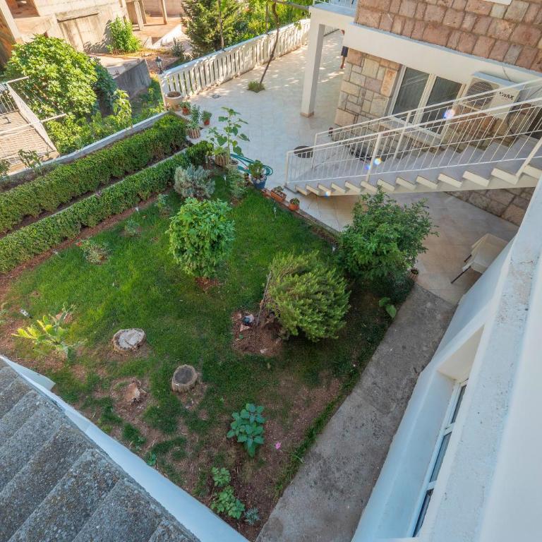 Tomy Garden House - Dvokrevetna Soba sa Bračnim Krevetom - 17