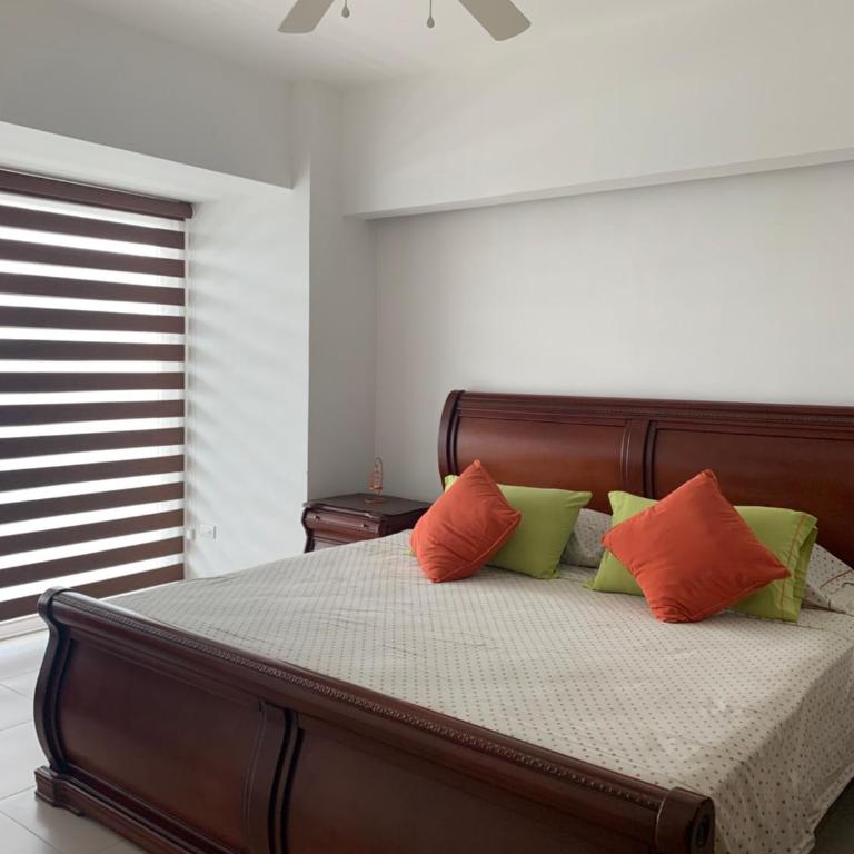 Suite de Lujo en Resort Playa Azul, Tonsupa - Suite con cama extragrande y vistas al mar - 9