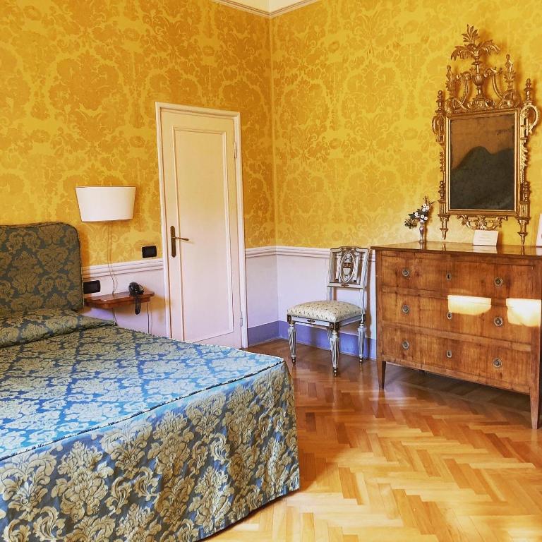 Palazzo Tucci Residenza d'epoca - Camera Matrimoniale - 5