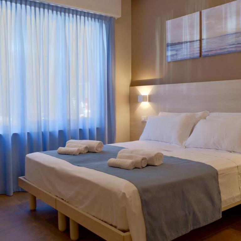 Pianomare Riviera Apartments and Rooms - Camera Matrimoniale/Doppia con Letti Singoli con Bagno Privato - 1