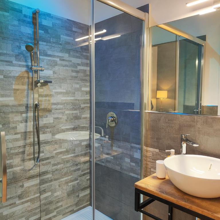 Dimora Carella Ai 5Venti - Quadruple Room with Balcony - 3