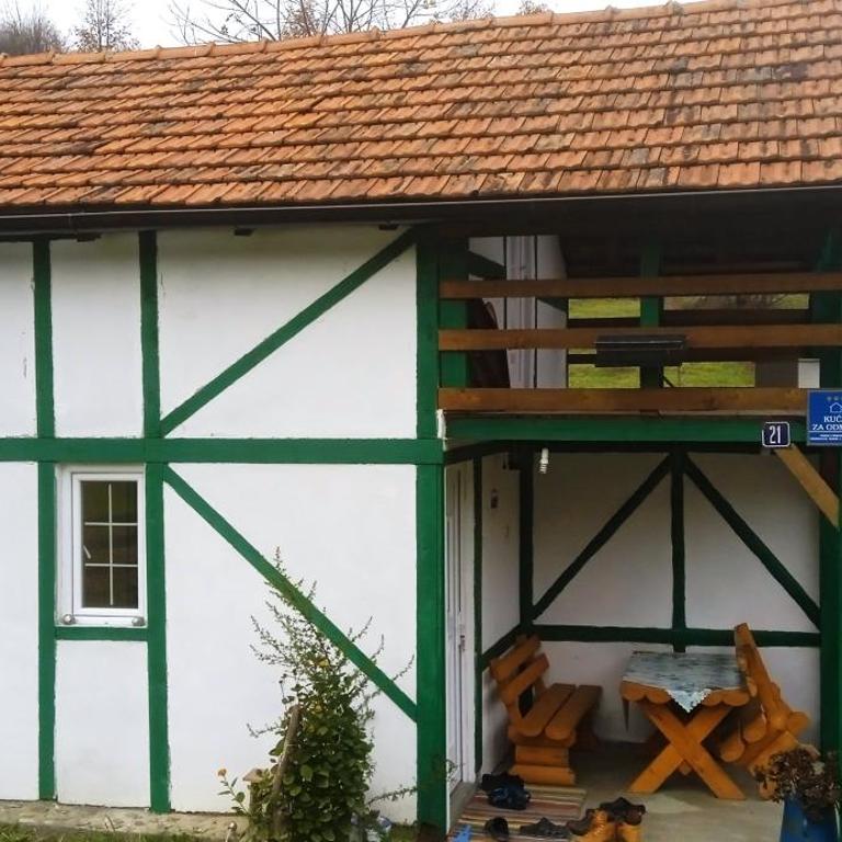 Etno selo Visoko Apartmani - Standardna Porodična Soba - 12