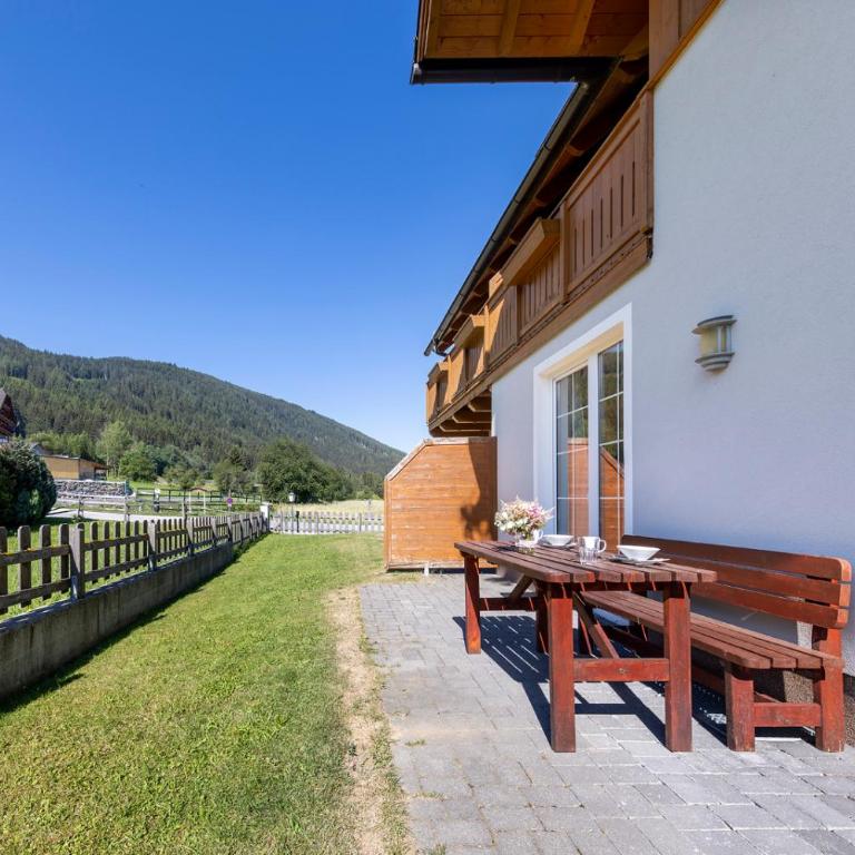 Haus Aineckblick Top 2 - Ferienhaus - 51