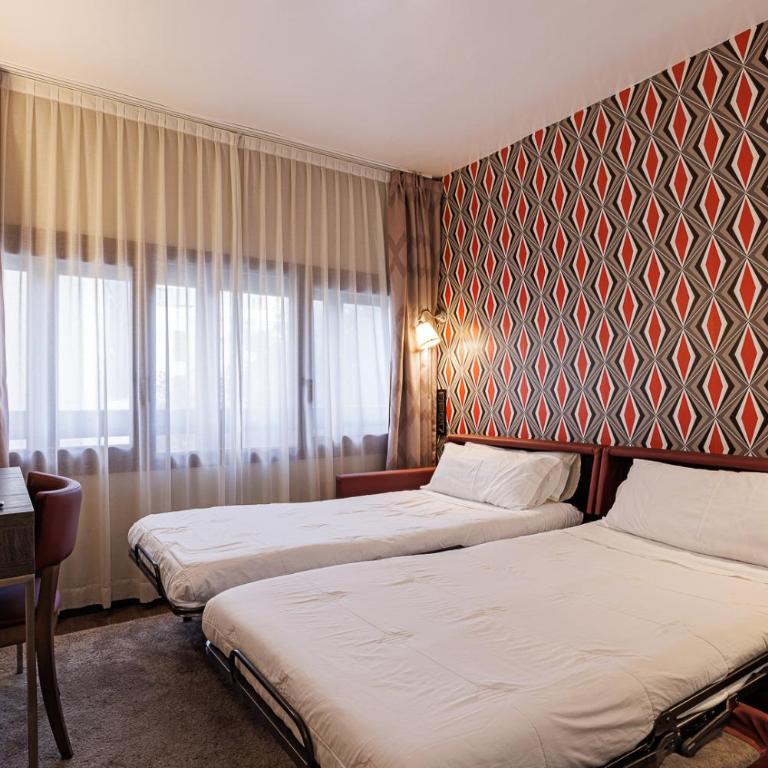 Hotel Ronda Lesseps - Family Deluxe Room - 3