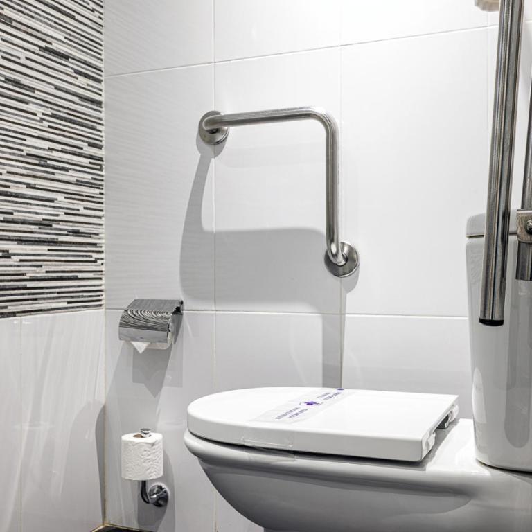 Hotel Ronda Lesseps - Small Single Room Ground Floor - 8