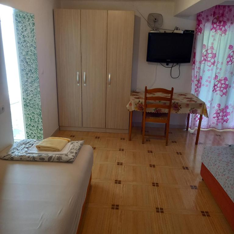 Bugenvilija - One-Bedroom Apartment - 5