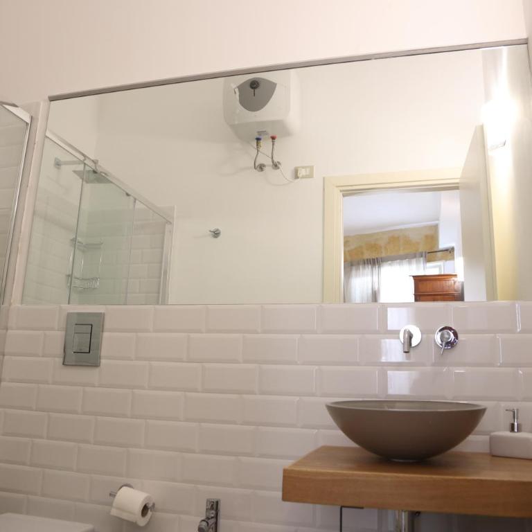 Charme in centro - Tourist rental - Double Room with Terrace - 8