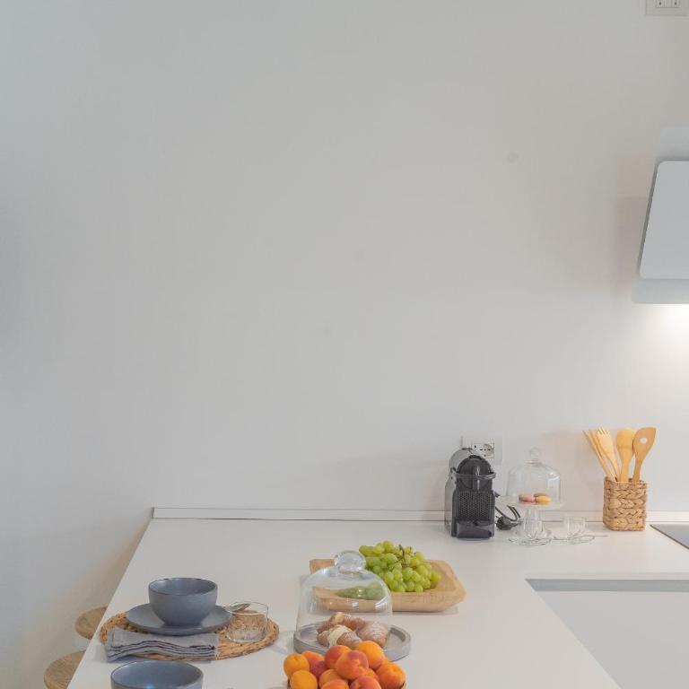 Ginepro & Salvia Apartments in Como by Rent All Como - Appartamento con 2 Camere da Letto - 12