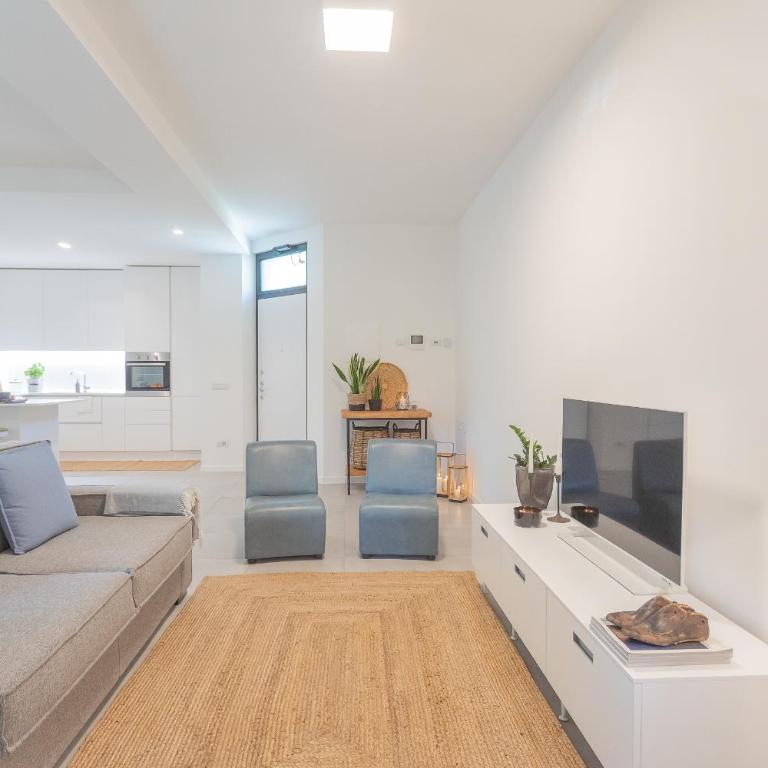 Ginepro & Salvia Apartments in Como by Rent All Como - Appartamento con 2 Camere da Letto - 36