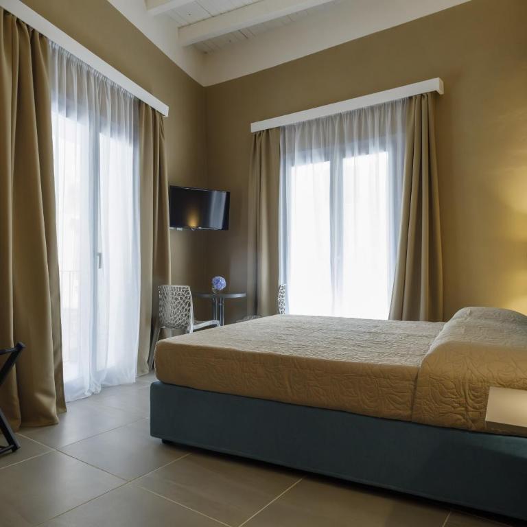 Palazzo Mancina - Monolocale con Balcone - 6