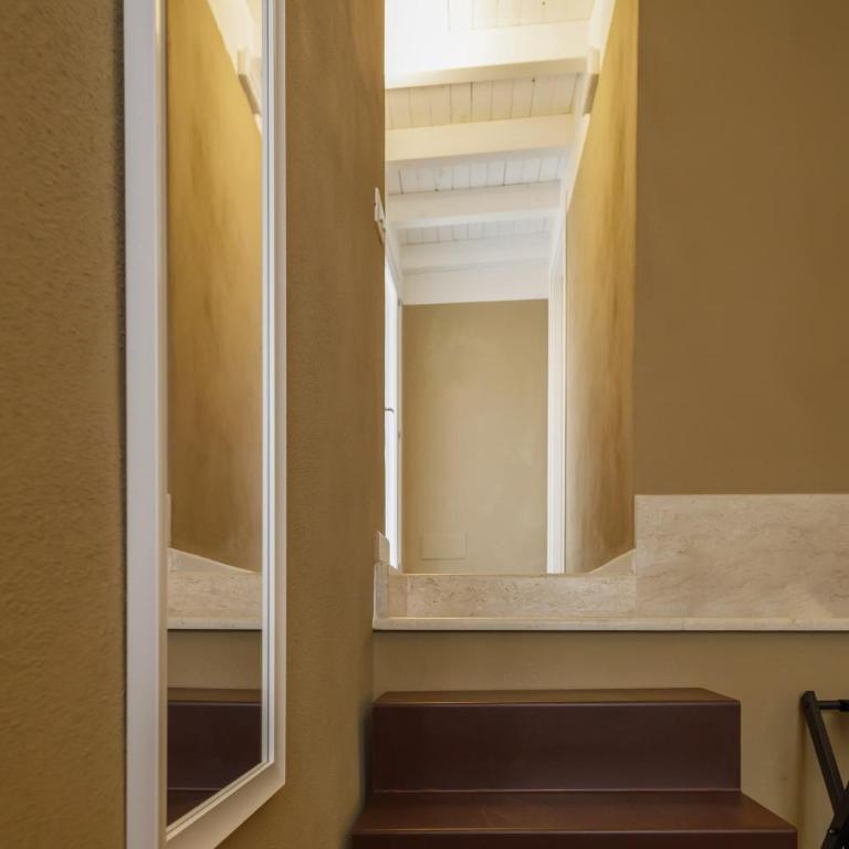 Palazzo Mancina - Monolocale con Terrazza - 5