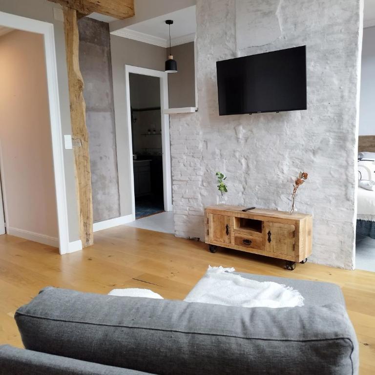 Sanfran 38 by Staynnapartments - Two-Bedroom Apartment - 4