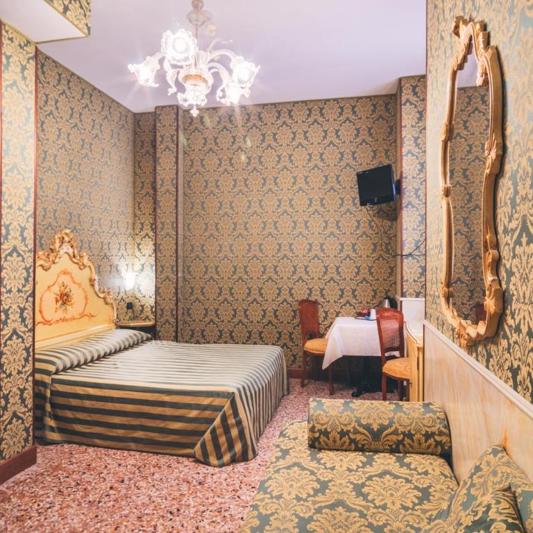 Hotel Al Malcanton - Camera Tripla Classic - 2
