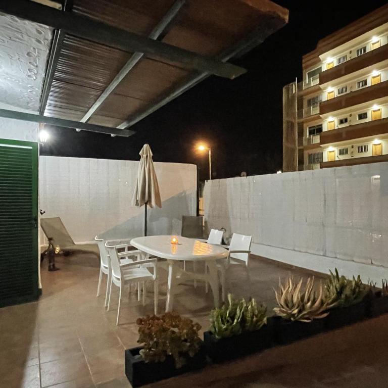 Tartanas Granca - Two-Bedroom House - 28
