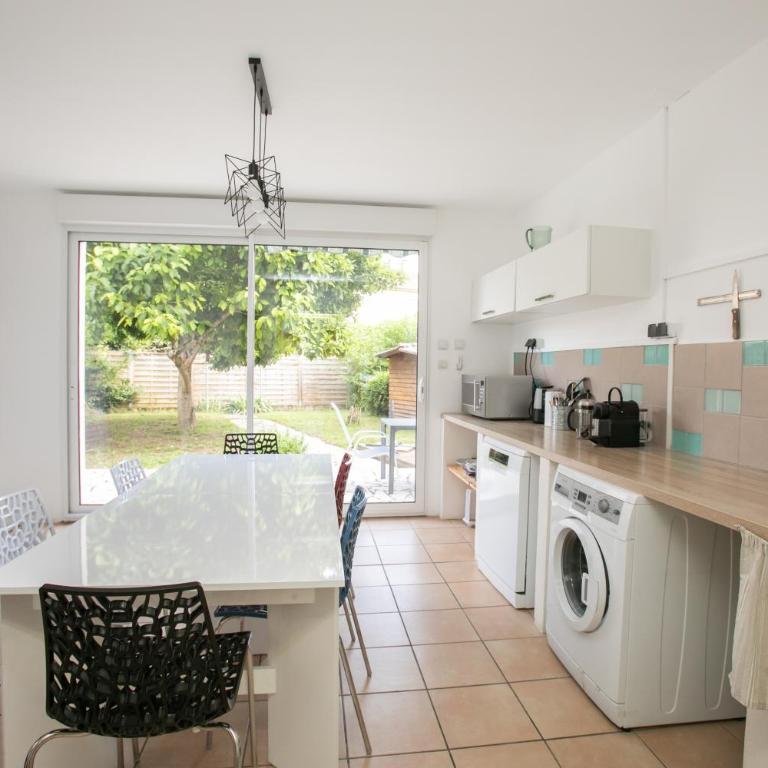 Maison avec jardin à 2mn du centre - Maison 4 Chambres - 16