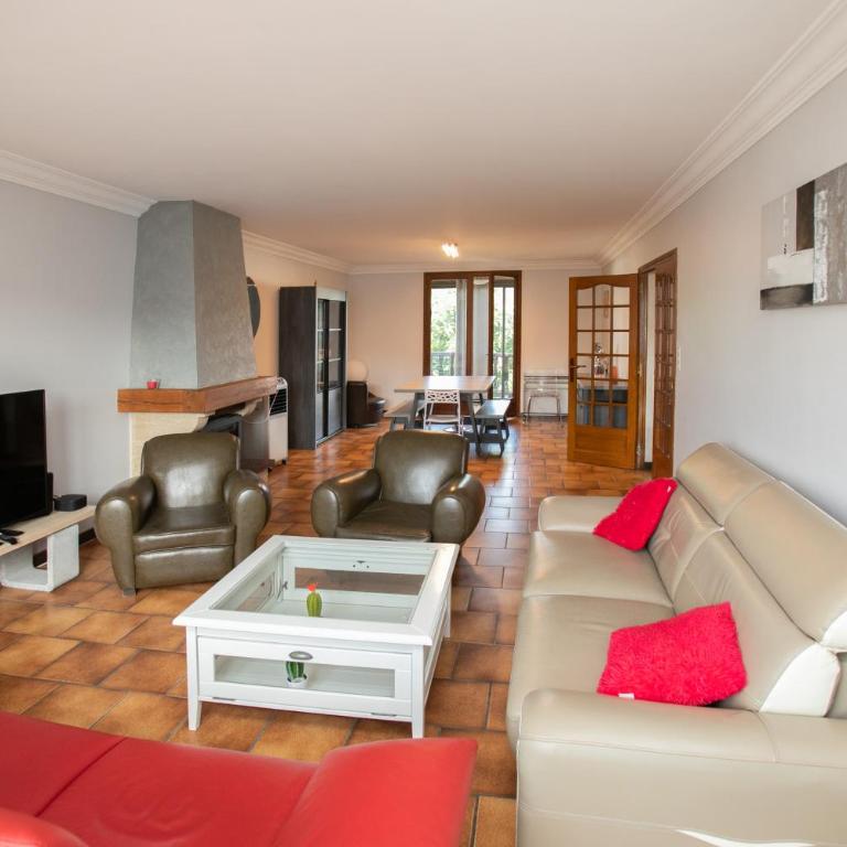 Maison avec jardin à 2mn du centre - Maison 4 Chambres - 5