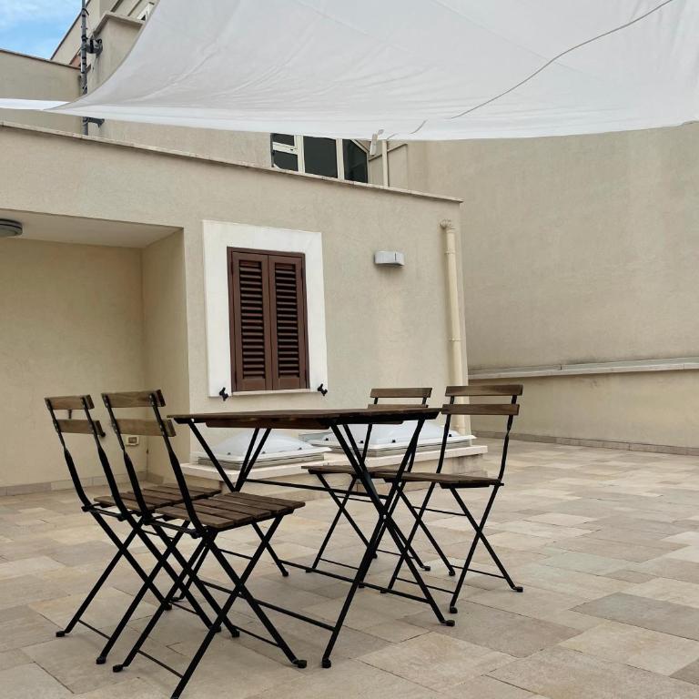 Casa Oberdan - private parking - Appartamento con 2 Camere da Letto - 32