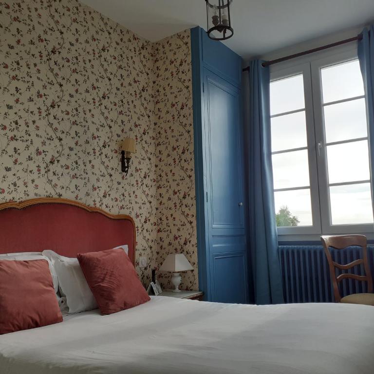 Hotel de Charme La Bonne Adresse - Logis hotels - Chambre Double Charmante - 15