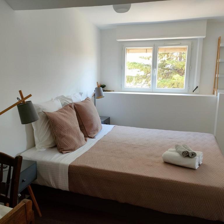 3 rooms, 2 bathrooms, in a villa. Lightfull, quiet and charm - Appartement 3 Chambres - 2