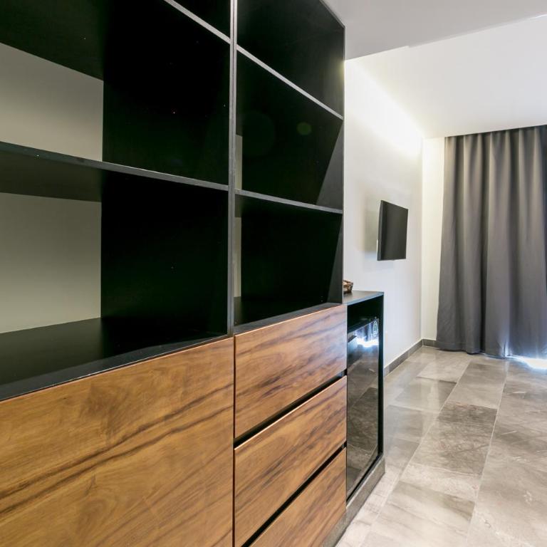 IIK Tulum by Groovy Stays- A Hip Condo-Hotel with WIFI, Rooftop, Pool, Sleeps 6 - Apartamento con terraza - 6