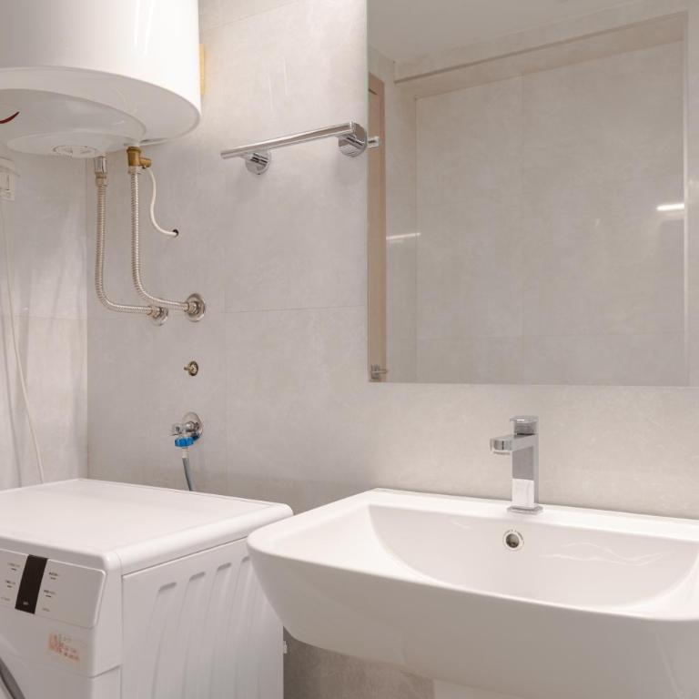 Fontana Mediteran Properties - One-Bedroom Apartment - 3