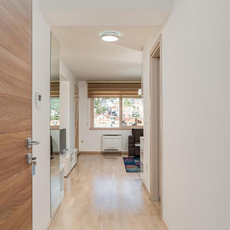 Fontana Mediteran Properties - One-Bedroom Apartment - 8