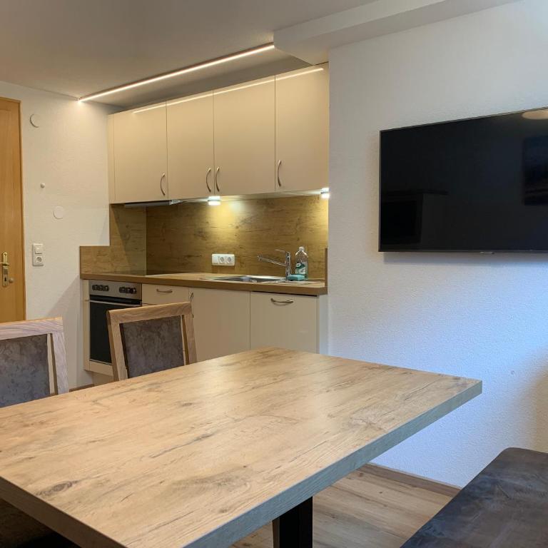 Apart Bella Vista - Wohnung und Garni - Apartment mit 2 Schlafzimmern und Aussicht - 1