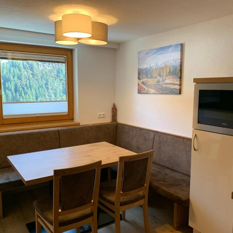 Apart Bella Vista - Wohnung und Garni - Apartment mit 2 Schlafzimmern und Aussicht - 2