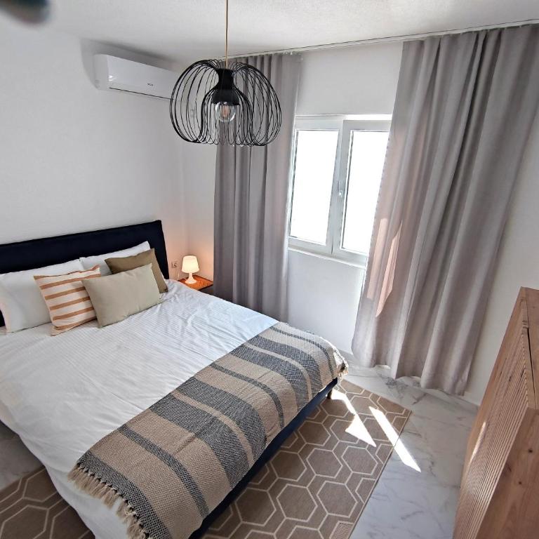 Villa Olive Hill - Three-Bedroom Villa - 10