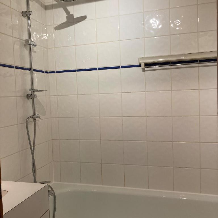 Ruim 6 persoons appartement super centraal gelegen aan de piste - Appartamento con 1 Camera da Letto - 20