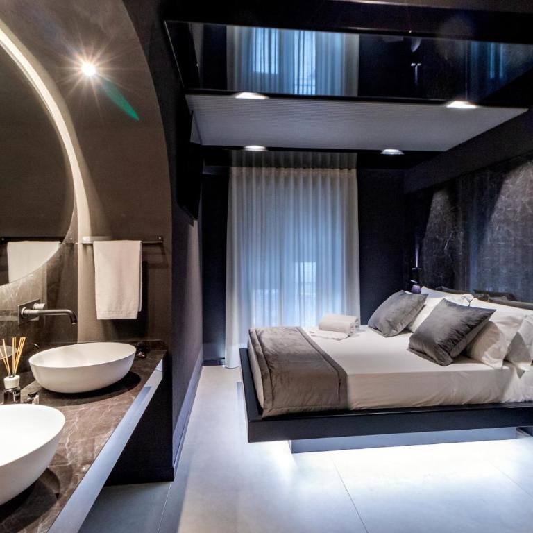 4 Suites " unconventional living rooms " - King Room with Spa Bath - 10