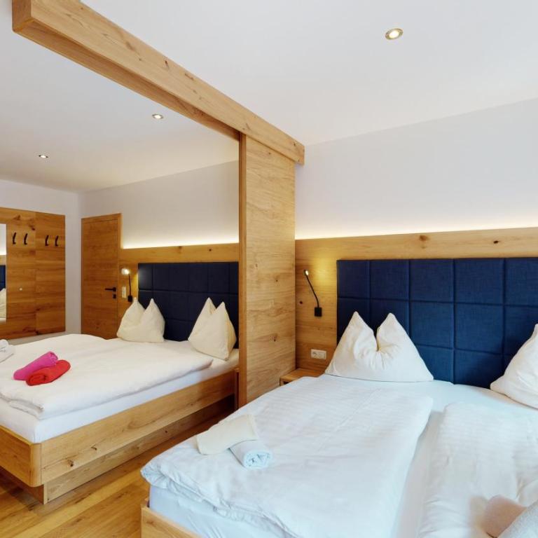 Pension Lederergütl - Jokercard & Parkplatz inkl - Familienzimmer mit Bergblick - 4