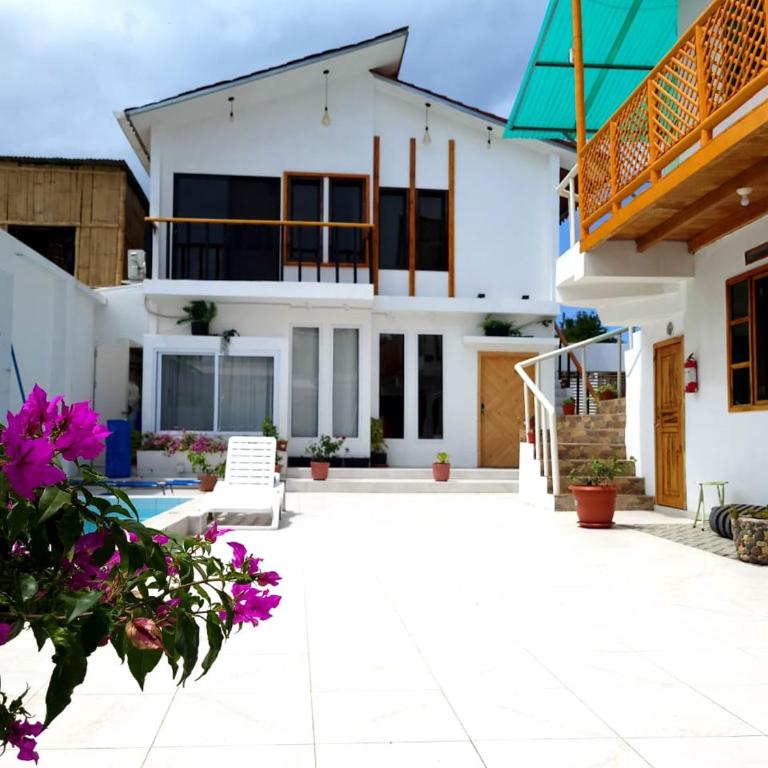 Casa Blanca Suites - Suite con cama grande - 20