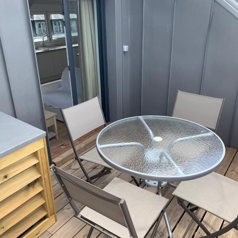 Duplex vieux marché quartier historique wifi/parking - Appartement 2 Chambres - 10