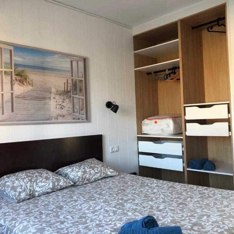 Estartit Delta 4C - Three-Bedroom Apartment - 14