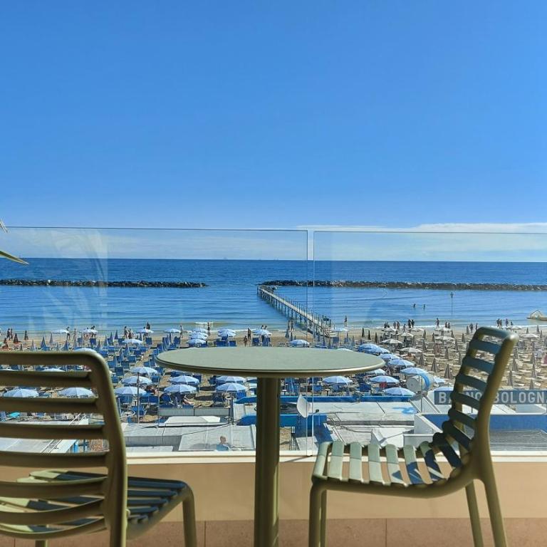 Miomar Beach Hotel - Camera Matrimoniale con Balcone e Vista Mare - 2