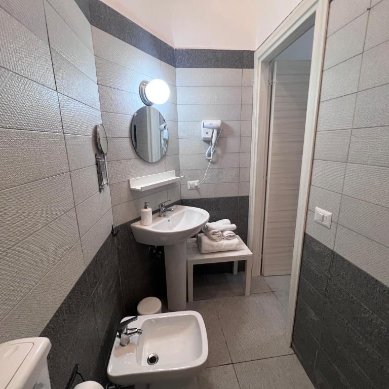 Apartment in the Center - Camera Matrimoniale con Bagno Privato - 8