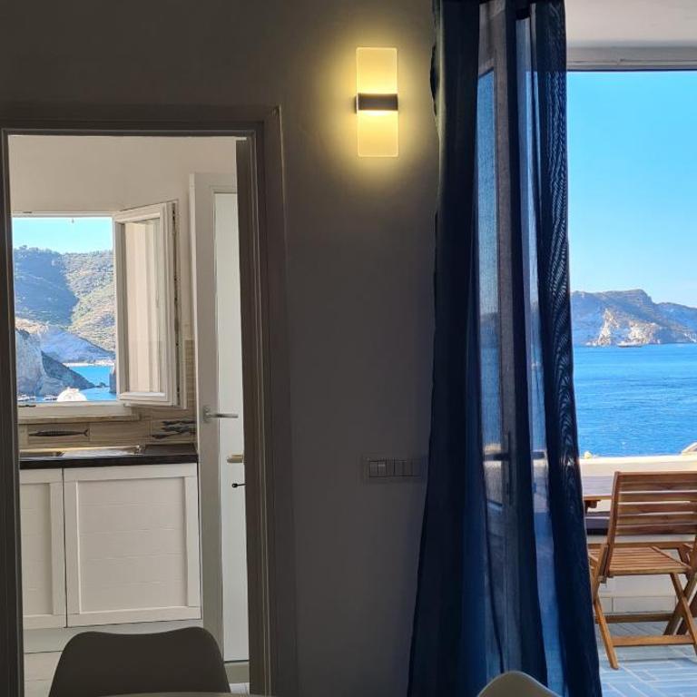 Immobiliare Turistcasa - Corso Umberto 111 - Appartamento con Vista Mare - 4