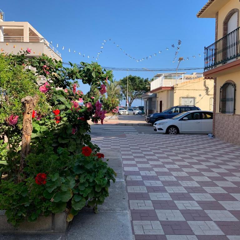 En la 2a línea en Torre del Mar - Apartamento de 2 dormitorios - 3