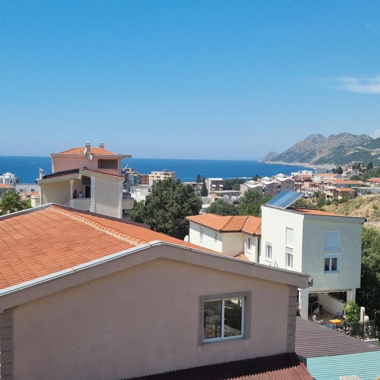 Апартаменты Anturage с отдельным входом - Three-Bedroom Apartment - 3