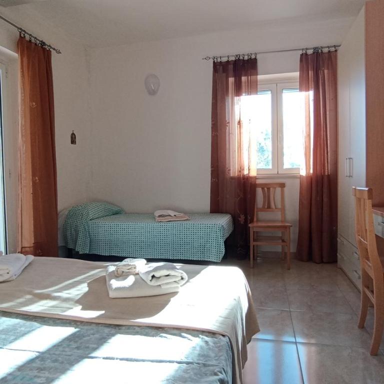 B&B Villa Maria Ester - Camera Tripla - 1