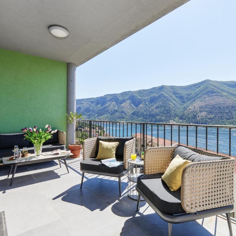Apartment 13 With Amazing Sea View - Two-Bedroom Apartment with Sea View - 5