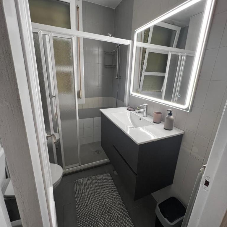 Santiago Tower Aire Ac casco antiguo By Apartamentos Logrono - Apartamento de 1 dormitorio - 25