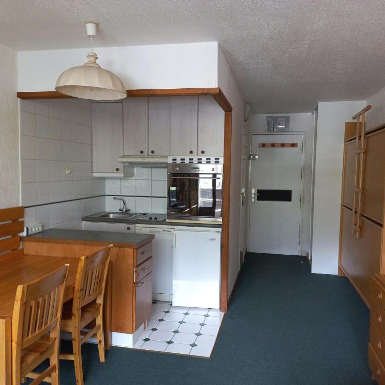 Studio Sud-Ouest au Coeur des Commerces - FR-1-449-58 - Monolocale - 3