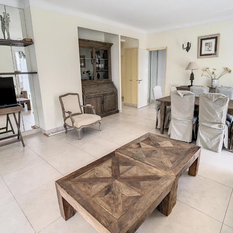 Appartements Cannes Centre : Rond Point Duboys d'Angers - Apartment mit 2 Schlafzimmern - 1