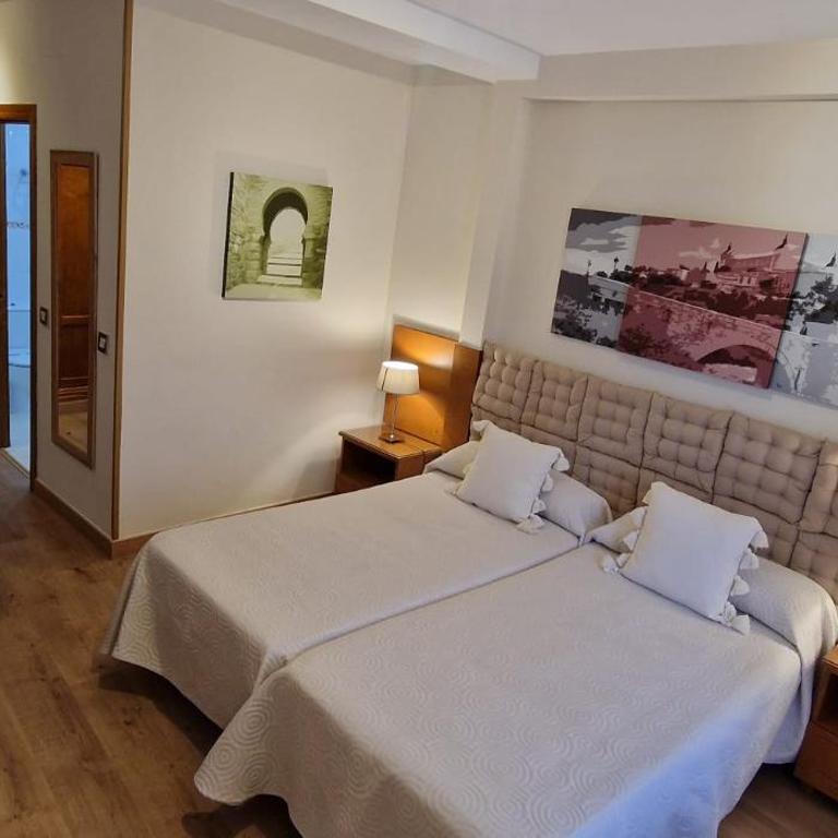 Hostal Santo Tomé - Habitación Doble - 1 o 2 camas - 10